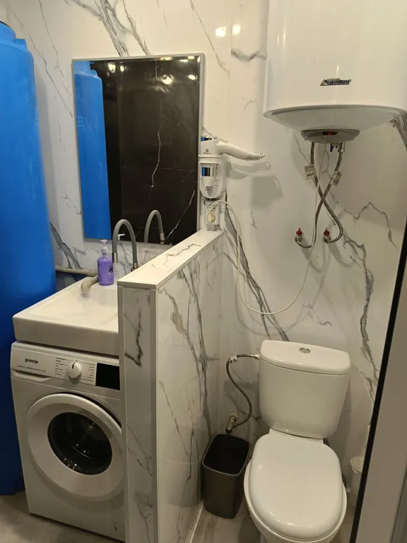 Квартира с круглосуточной водой в центре набережной