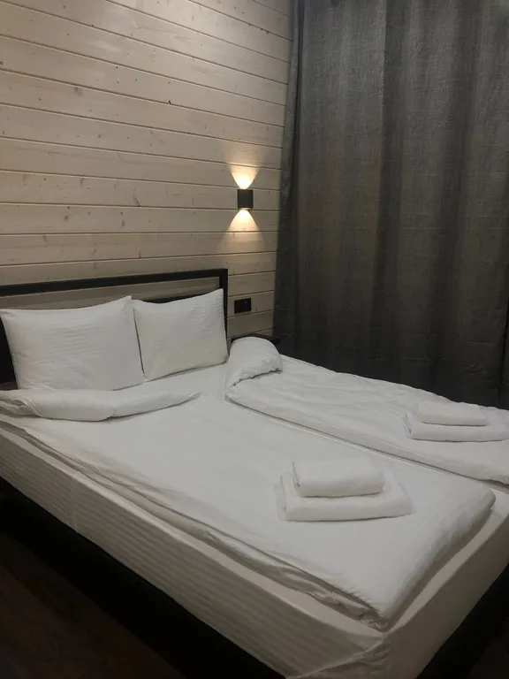 Коттедж в лесной зоне с тремя спальнями