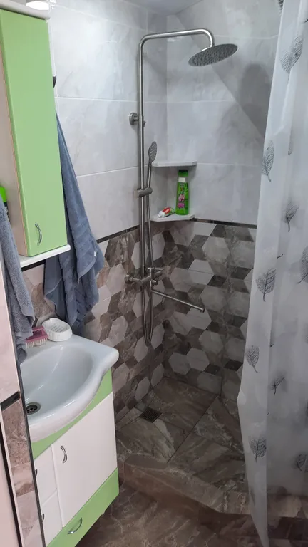 Геокупол с видом на горы