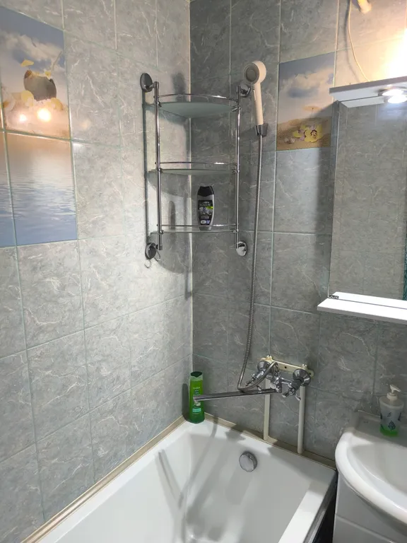 Ареал-однушка возле аэропорта с видом на весь город