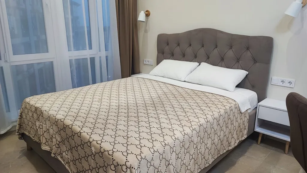 Квартира Квартира Светлая уютная студия — Сириус