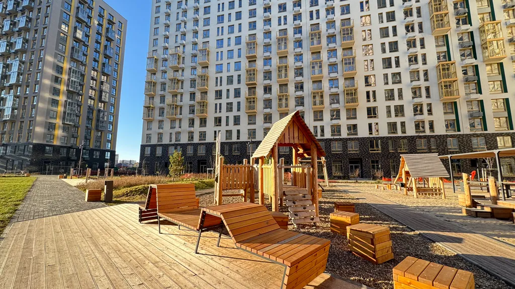 Новая студия рядом с ТРЦ