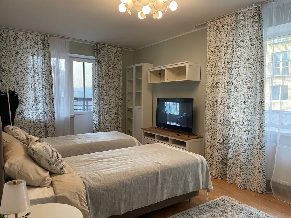 Просторная 2-комнатная квартира у реки Шоша на первой линии