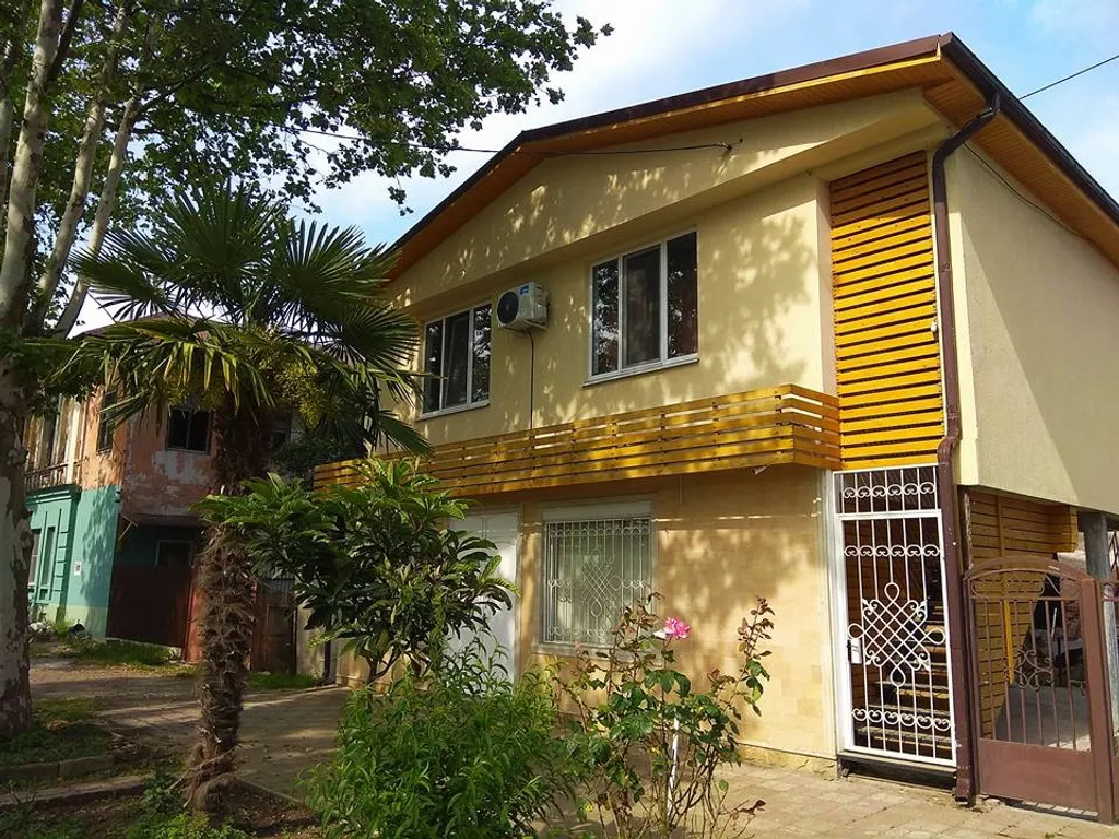 Квартира Апартаменты М в центре — Сухум