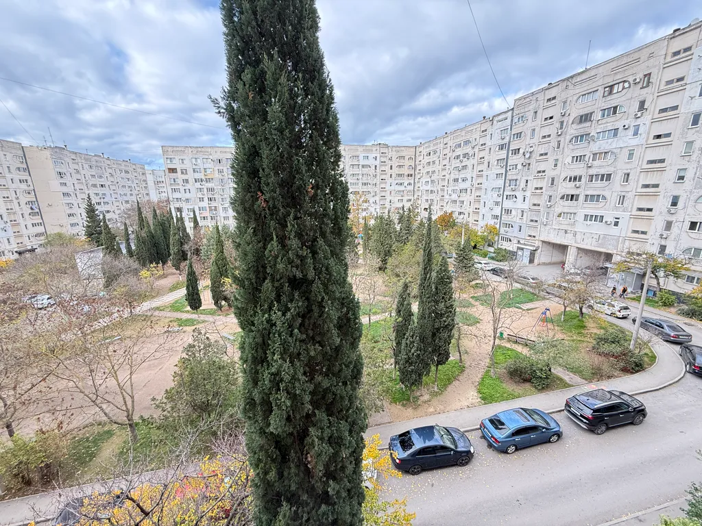 2 комнатная квартира пляж в 5 минутах езды. Парк Победы, Херсонес