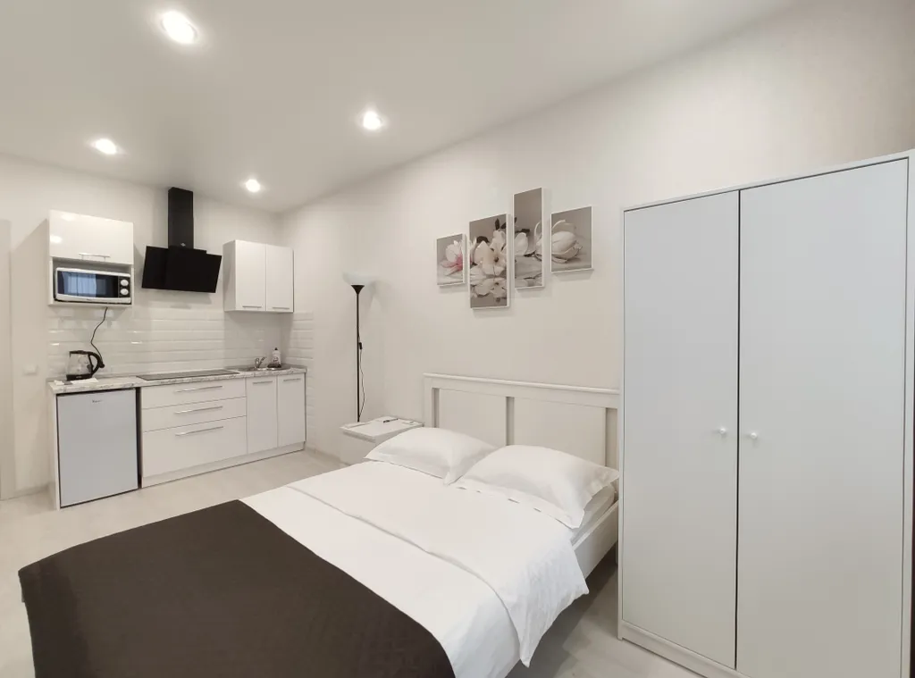 Уютная светлая студия в микрорайоне Спутник