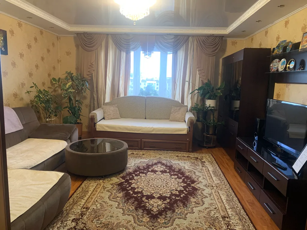 Квартира Трехкомнатная квартира в центре Парус — Калининград