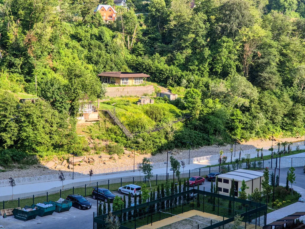 Студия в ЖК Летний с балконом и видом на лес