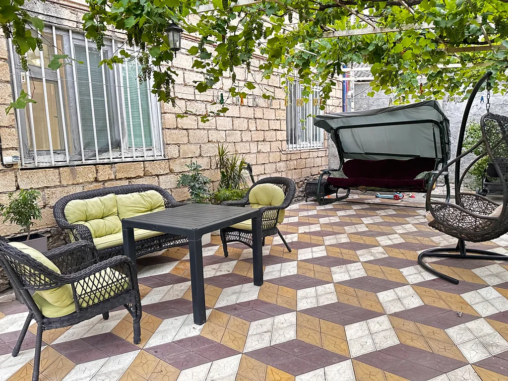 Уютный просторный дом со двором, круглосуточная вода