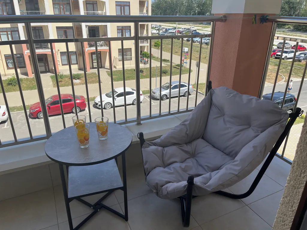 Просторная квартира с видом на горы