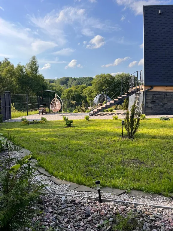 Шале у озера