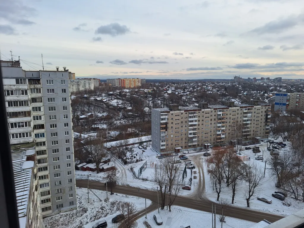 2-комнатная творческая квартира с характером владельца.