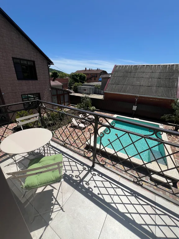 Коттедж «Семейный с видом на горы»