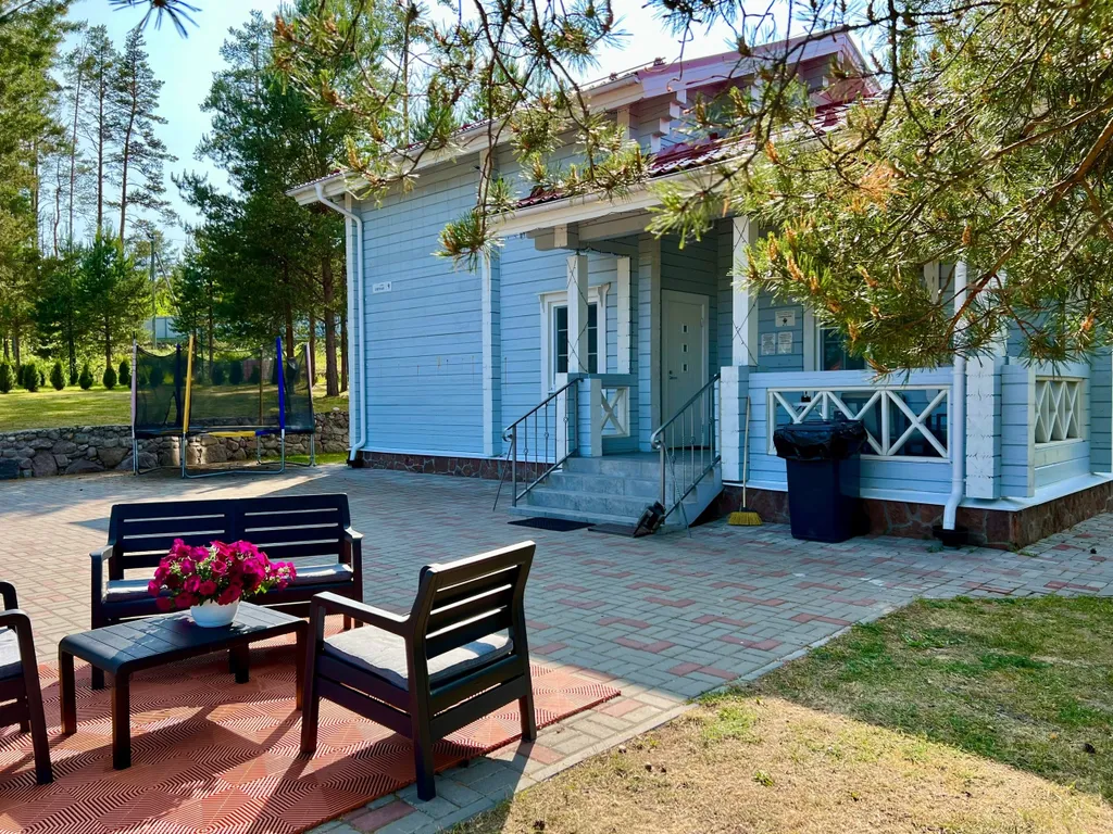 Дом N3 с сауной и камином  на берегу озера Лунное