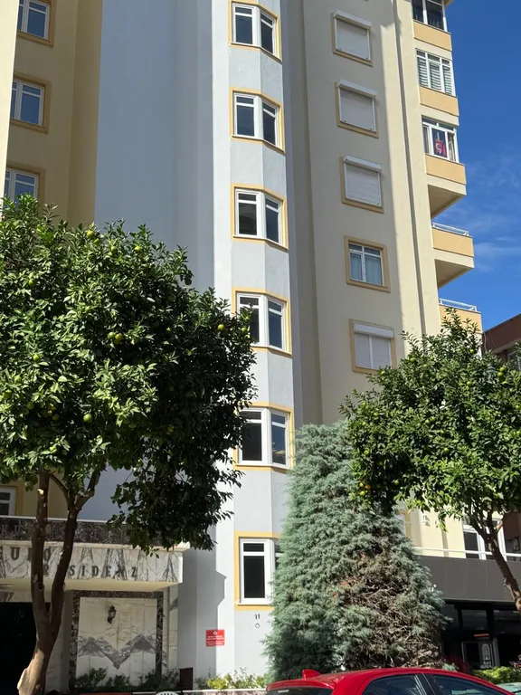 Большая квартира напротив пляжа Клеопатра