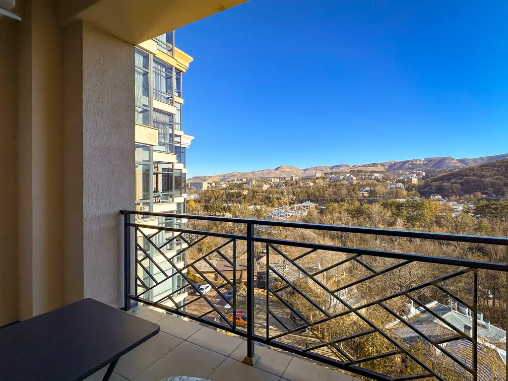 Апартамент с видом на город