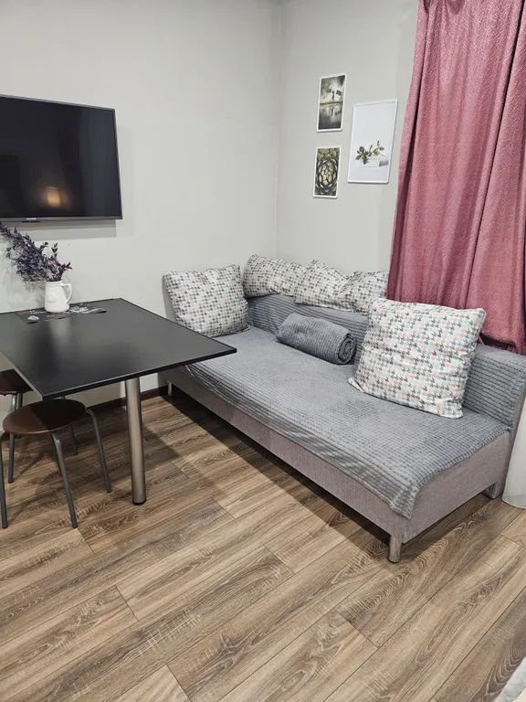 Уютная студия на берегу реки