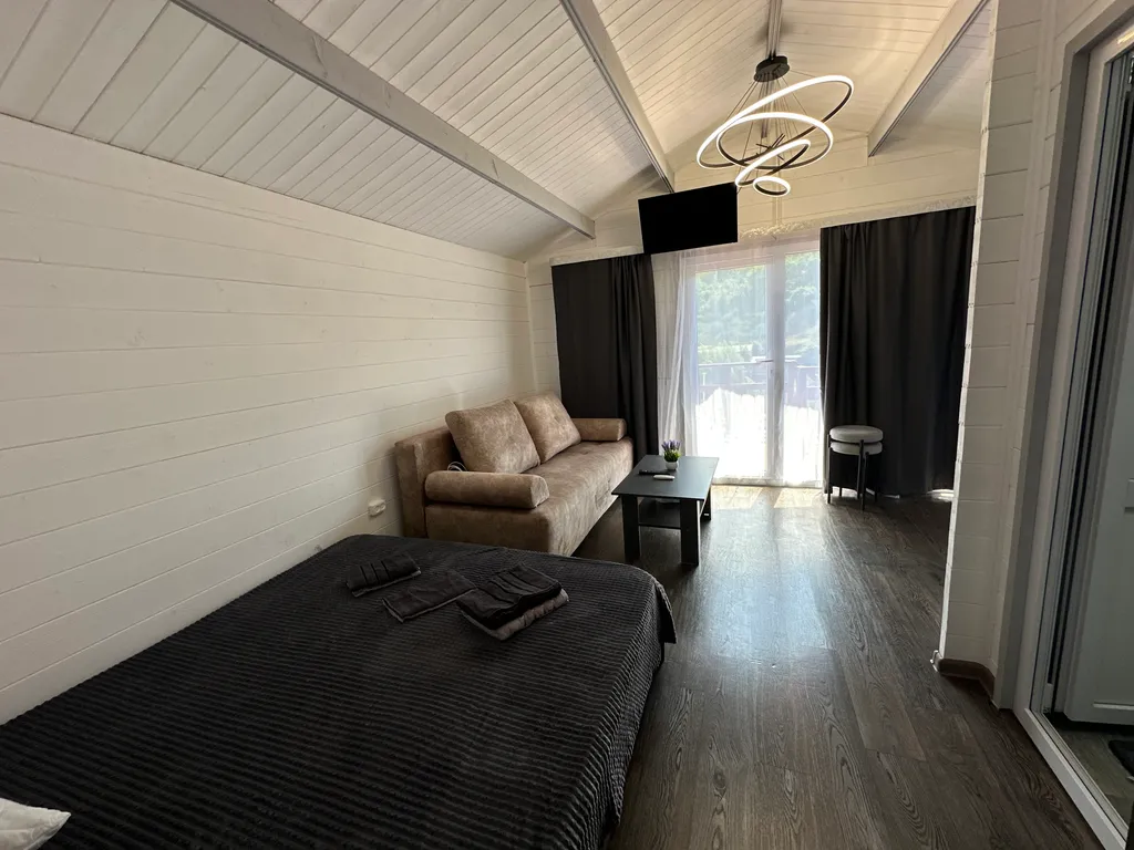 Уютный домик под ключ с видом на море