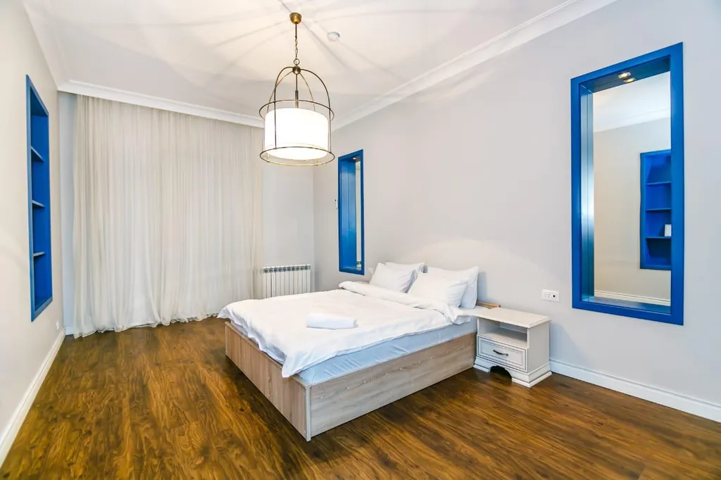 4-комнатная Квартира