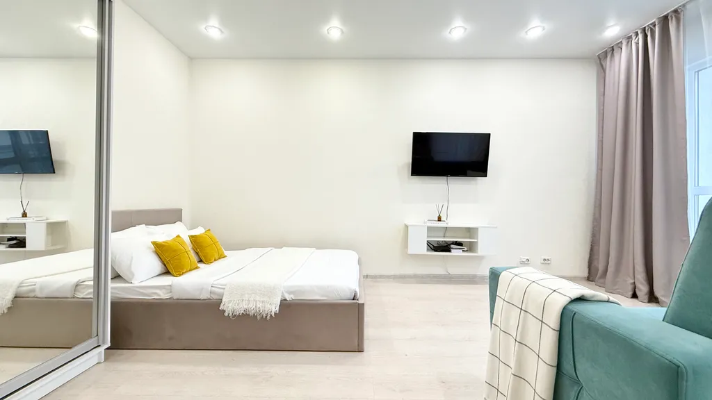 Квартира Hugge Place | Стильная студия у Аквапарка с Wi-Fi — Новосибирск