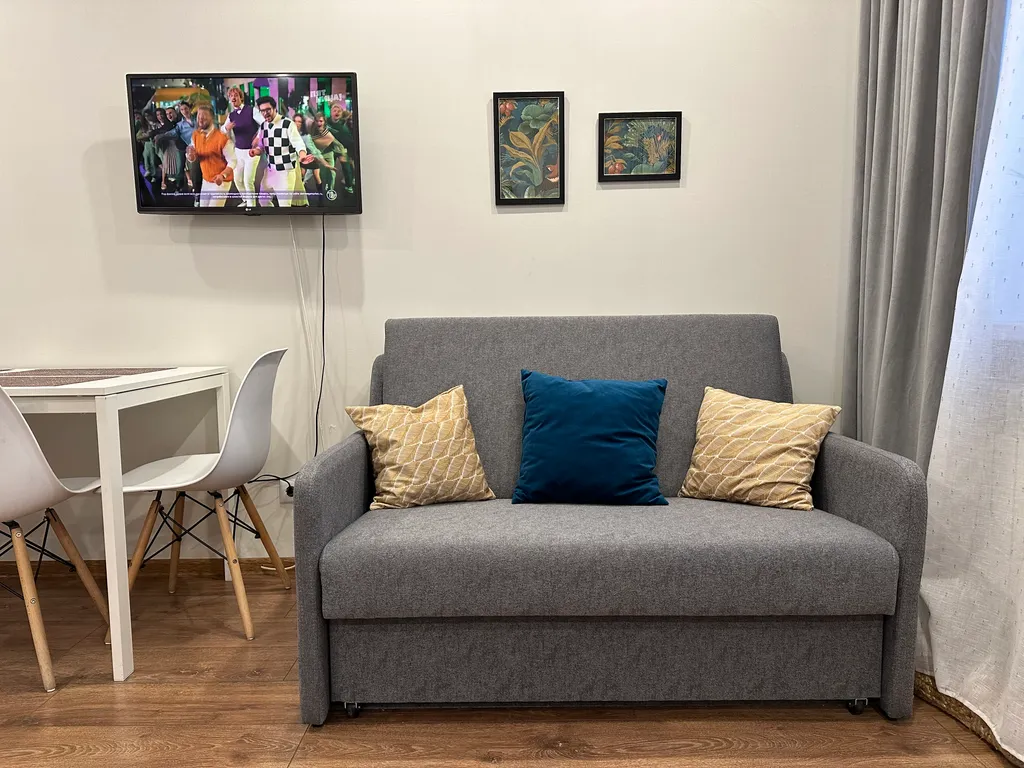 На высоте - шикарная студия в центре у 2 вокзалов