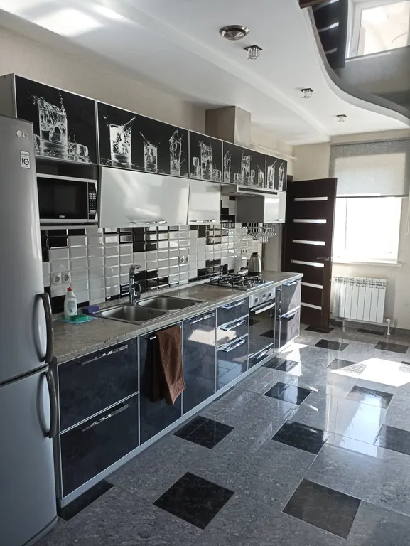 5-комнатный Дом