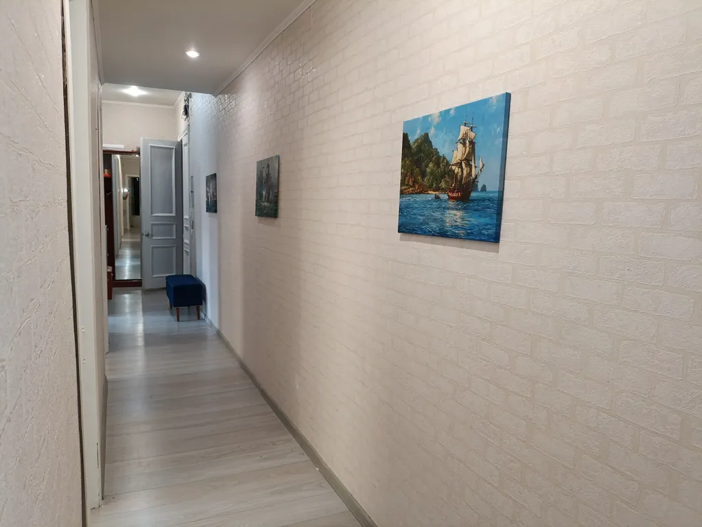 Трехкомнатная у Невского