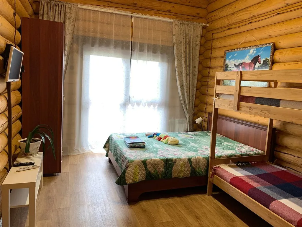 Дом с баней у пруда Алмаз Сити для мероприятий и отдыха