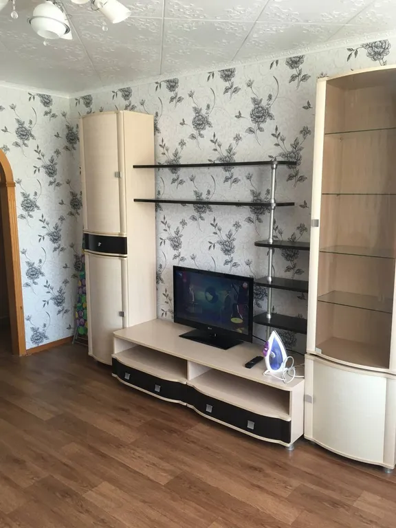 Уютная квартира в зелёном спокойном районе — аренда посуточно в Стерлитамак