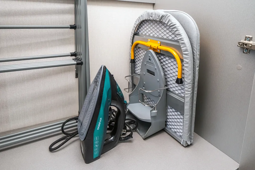 Просторная дизайнерская студия для троих