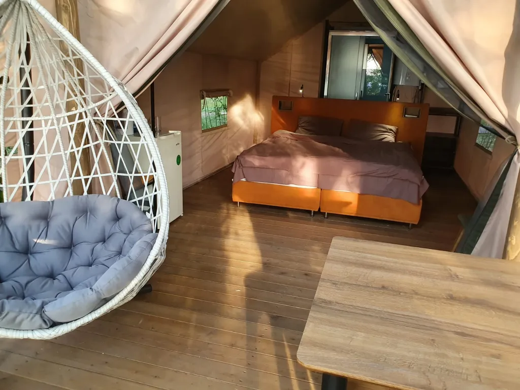 Коттедж Коттедж Глэмпинг на берегу Пироговского водохранилища — Болтино