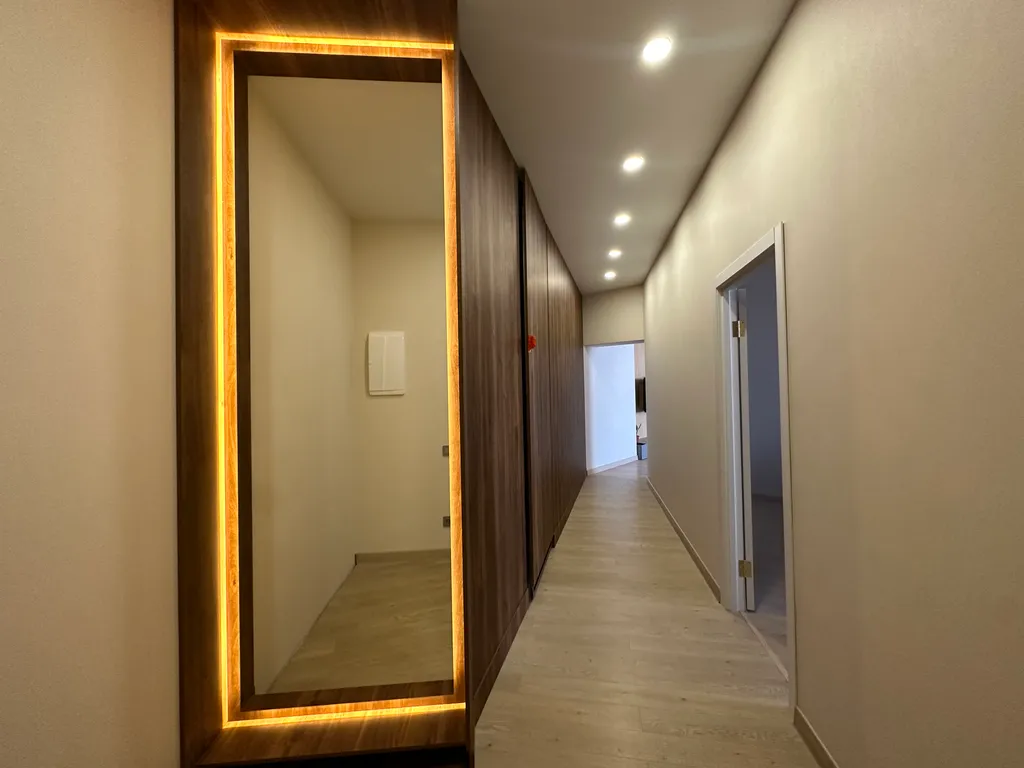 Большая дизайнерская квартира в центре, у стадиона и Мамаева кургана