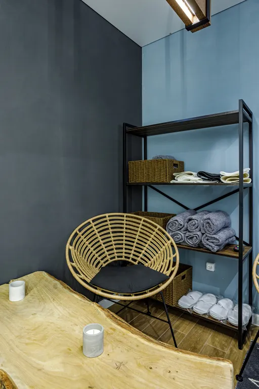 Дом на берегу реки