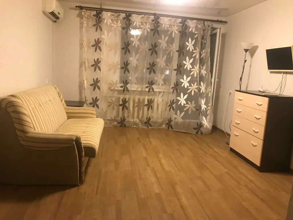 Уютная квартира рядом с набережной