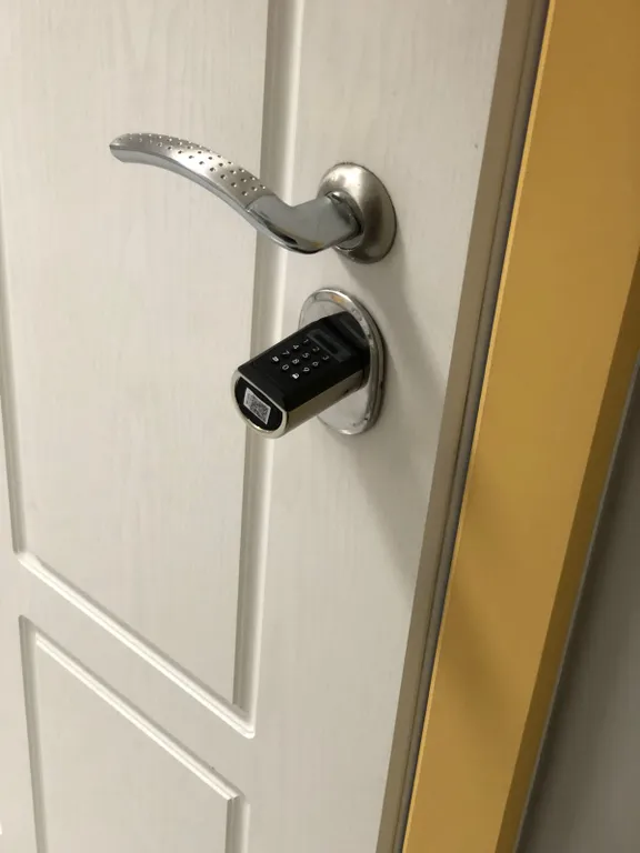 ЖК Тандау возле Центра материнства и детства Левый берег