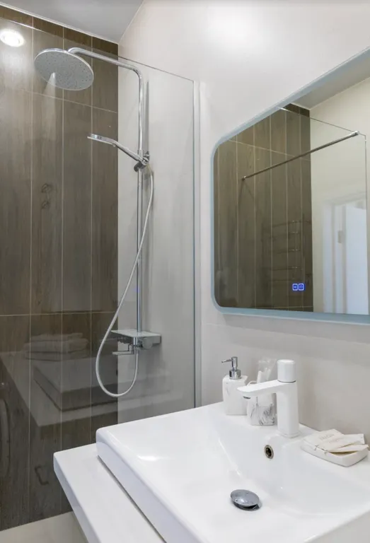 Уютная квартира в центре города с видом на горы