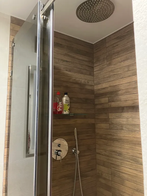 Студия в новом доме, центр