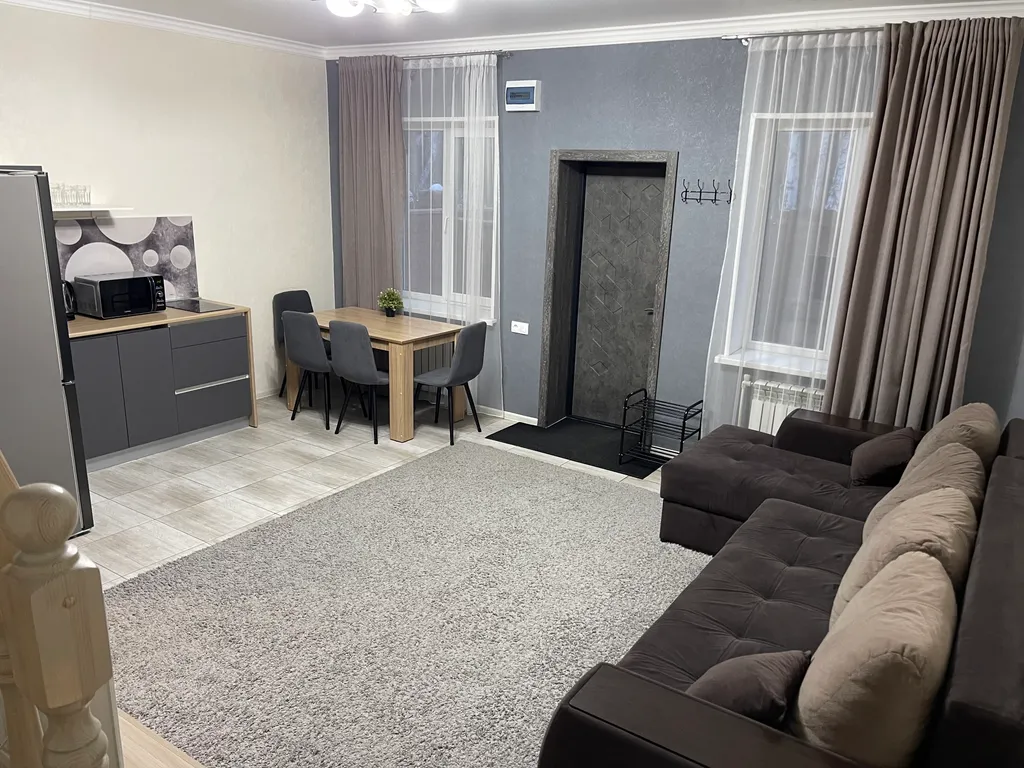 Двухэтажное Бунгало с видом на лес