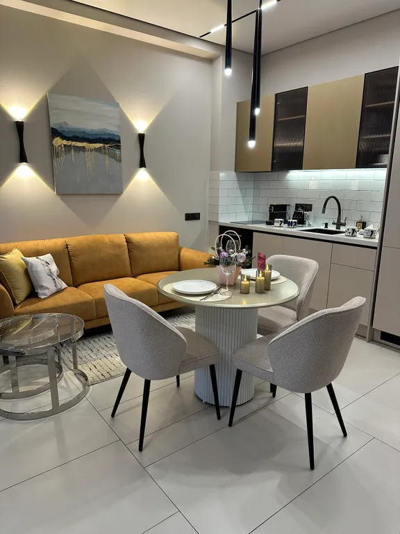 В самом центре с видом на море и горы