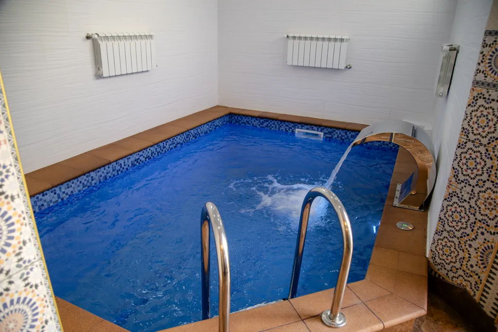 Отдельный коттедж "Регина" с бассейном и хаммамом  рядом с Сочи Парком