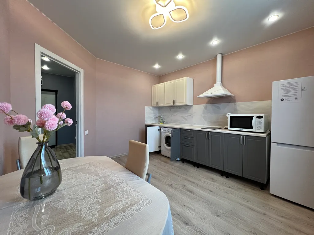 1-комн квартира на площади Советов, без оплаты за финальную уборку