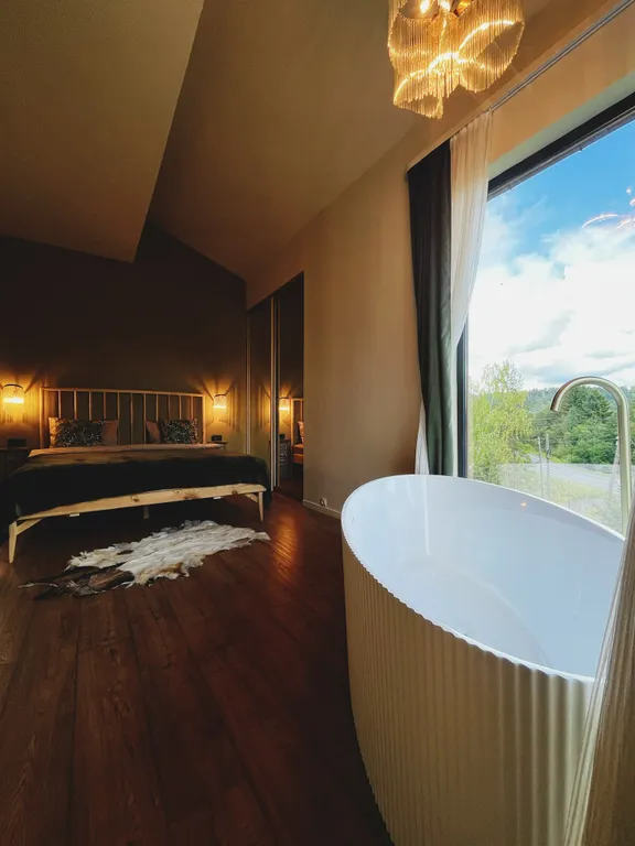 Дом с сауной и купелью с шикарным видом на озеро