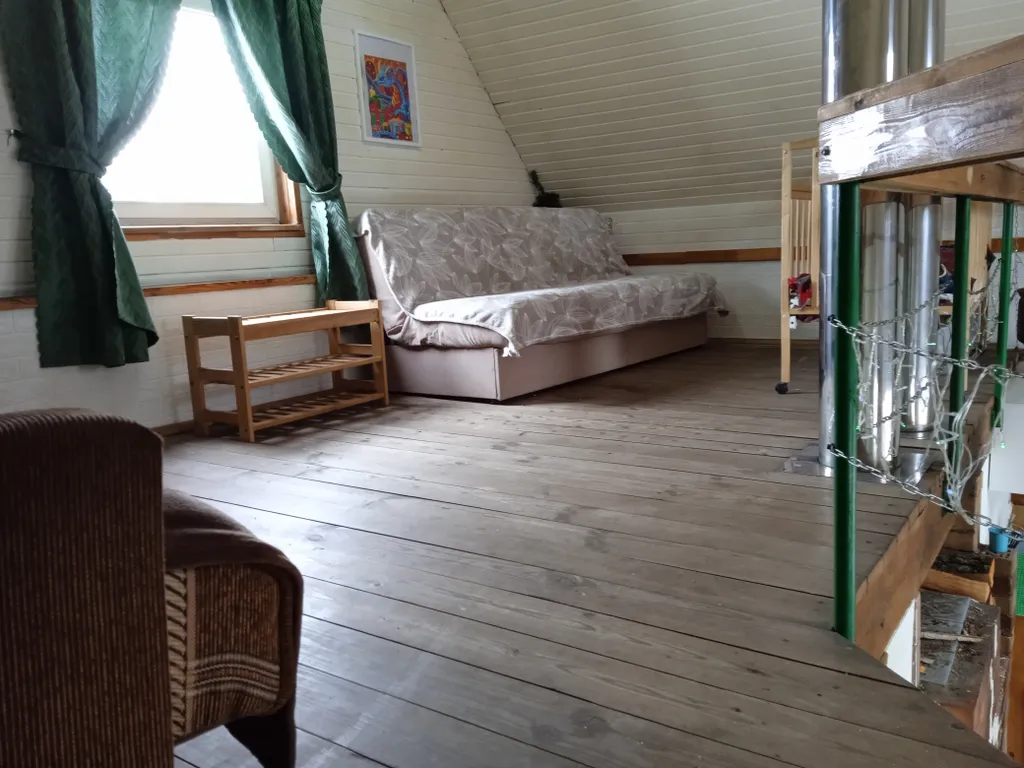 Дом-купе у реки