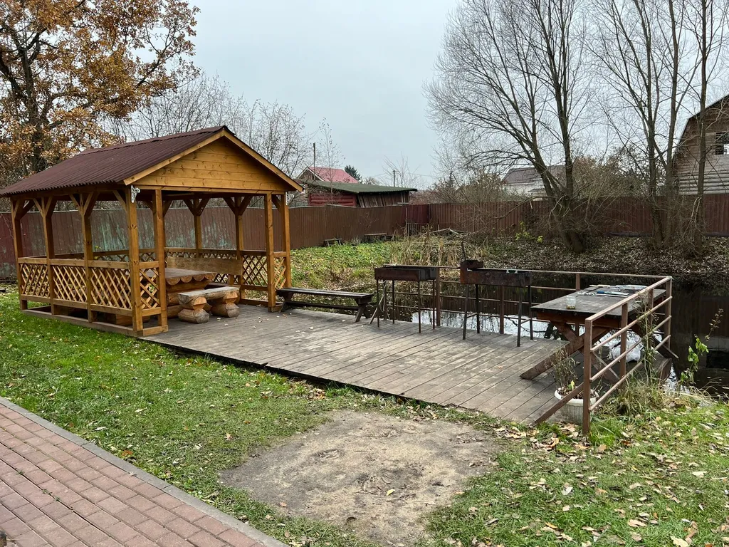 Апартаменты с видом на пруд