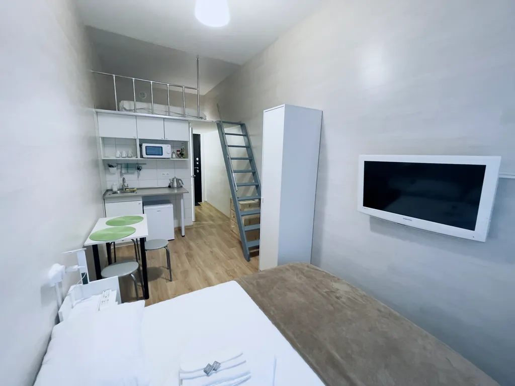 Квартира Квартира Двухуровневая евро студия в самом центре — Санкт-Петербург