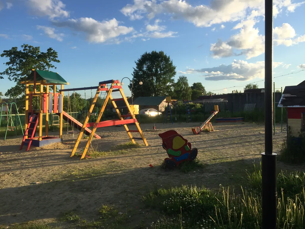 Дом на берегу озера