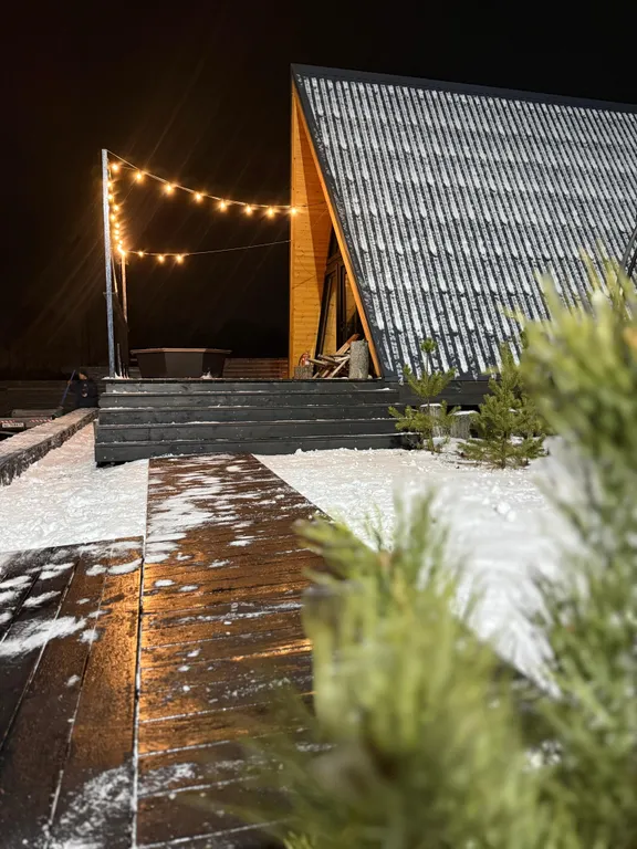 Уютный домик за городом с баней и горячим чаном