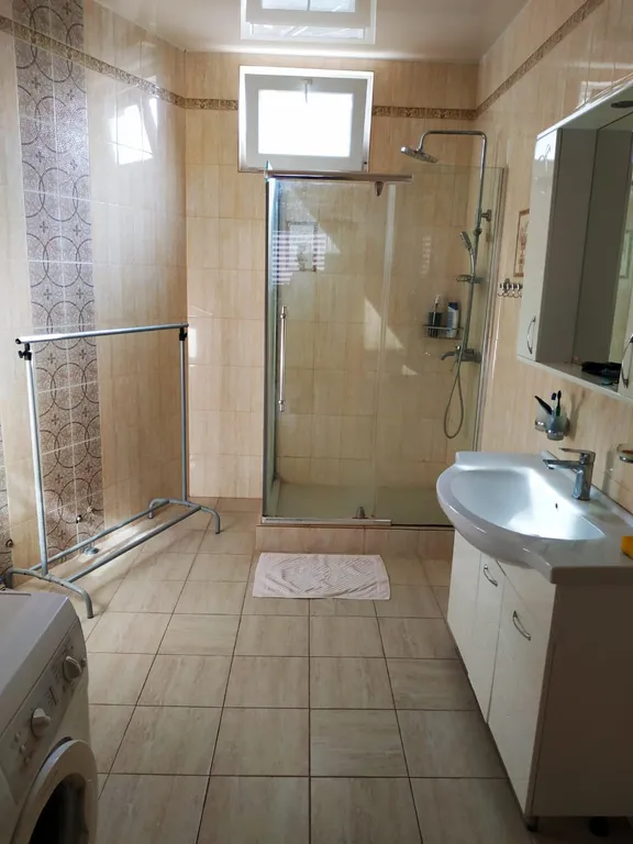 Квартира Квартира Гостевой дом у Марго, между старой и новой Гагрой, в 200 м от моря — Гагра