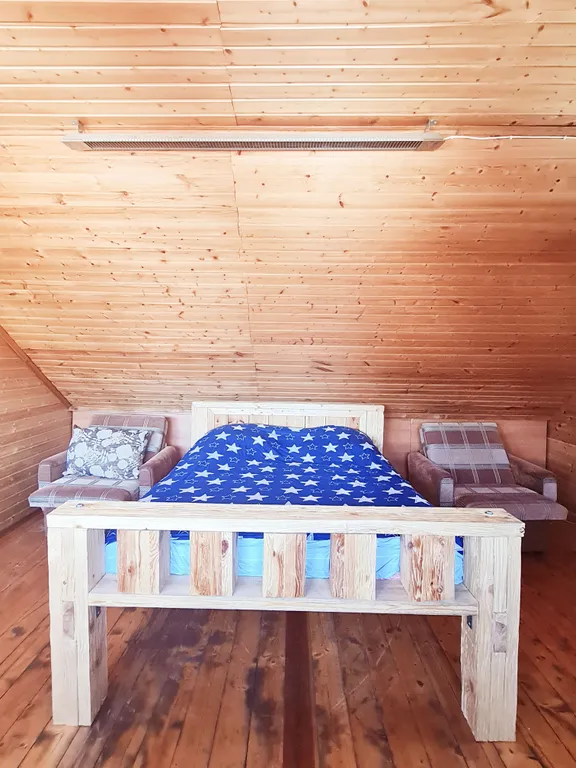 Коттедж с бильярдом и панорамной закрытой террасой