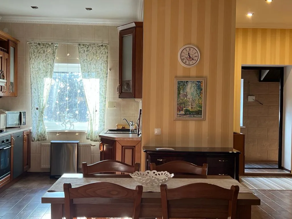 Светлый семейный дом